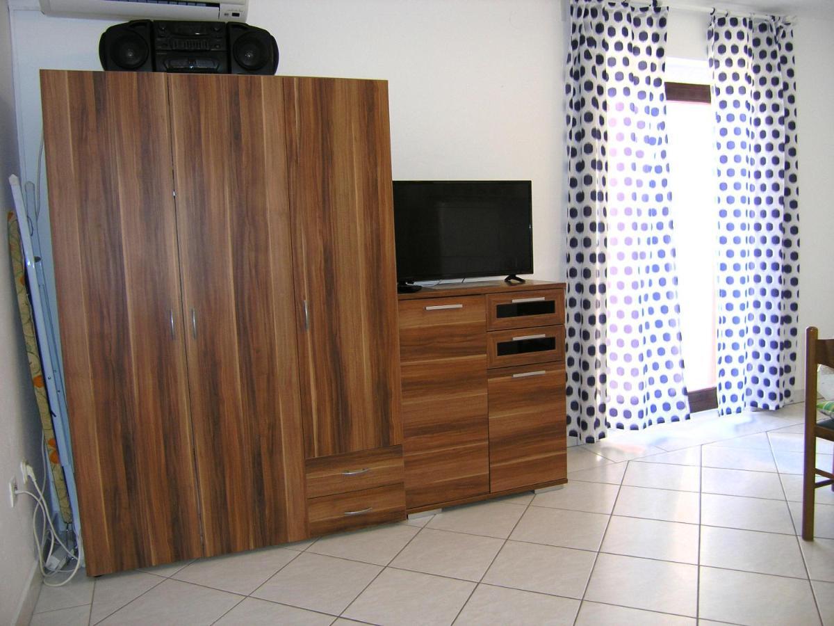 Apartments Murgic Кърк Екстериор снимка