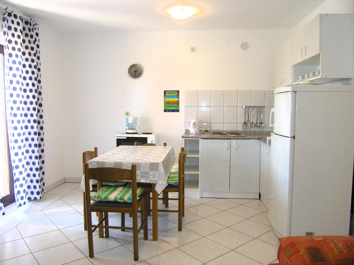Apartments Murgic Кърк Екстериор снимка